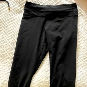 Lulu lemon cropped leggings size 6